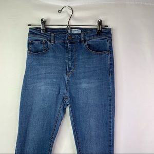 PULL&BEAR Jeans. Size 28. Skinny leg.